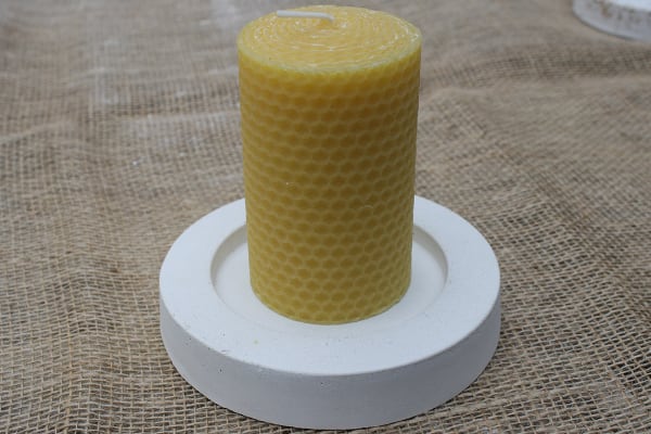 Beton-Kerzenhalter